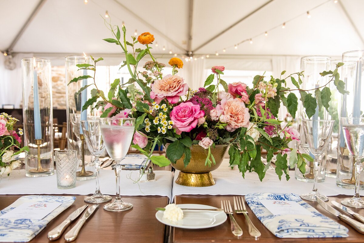 Event-Planning-DC-Wedding-Middleburg-Virginia-Redfox-Inn-floral-centerpiece
