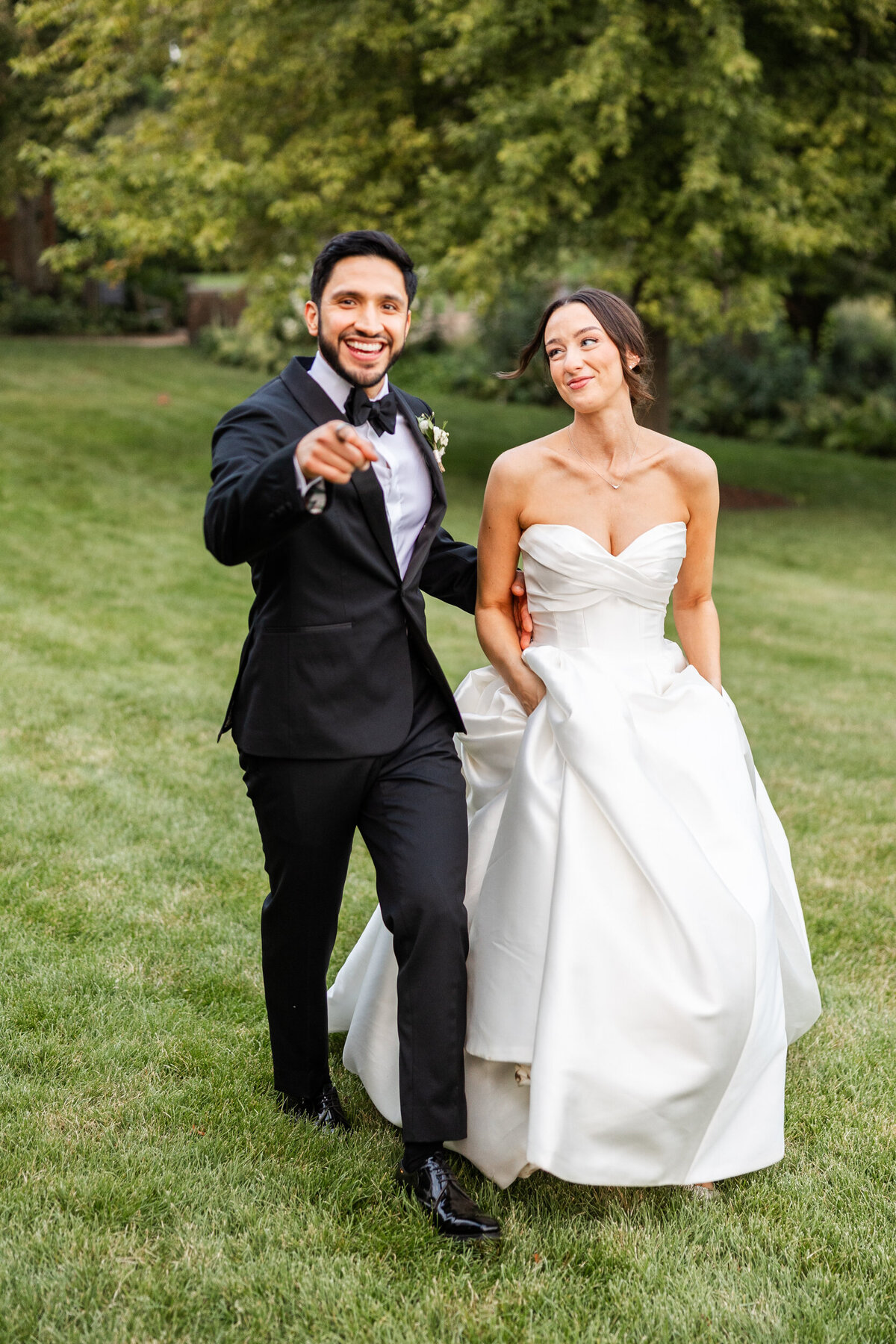 chicago-botanic-garden-wedding-summer-alex-ferreri--64