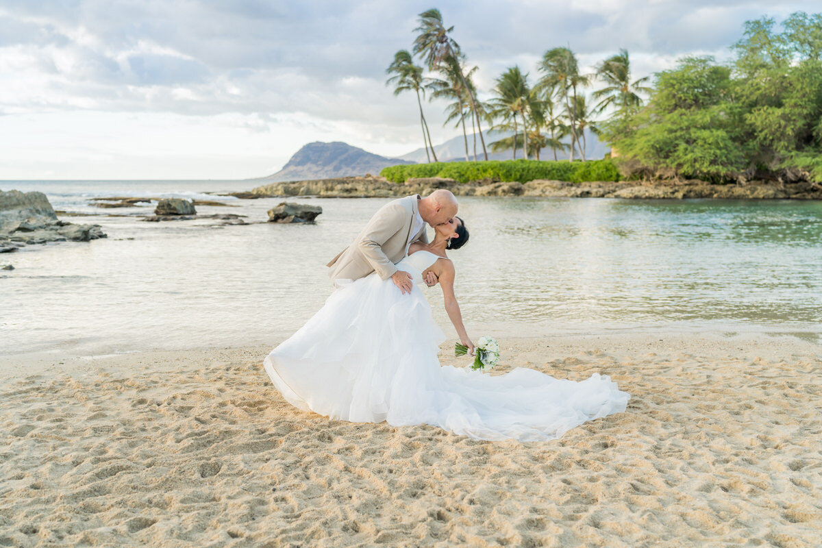 Oahu beach weddings-5