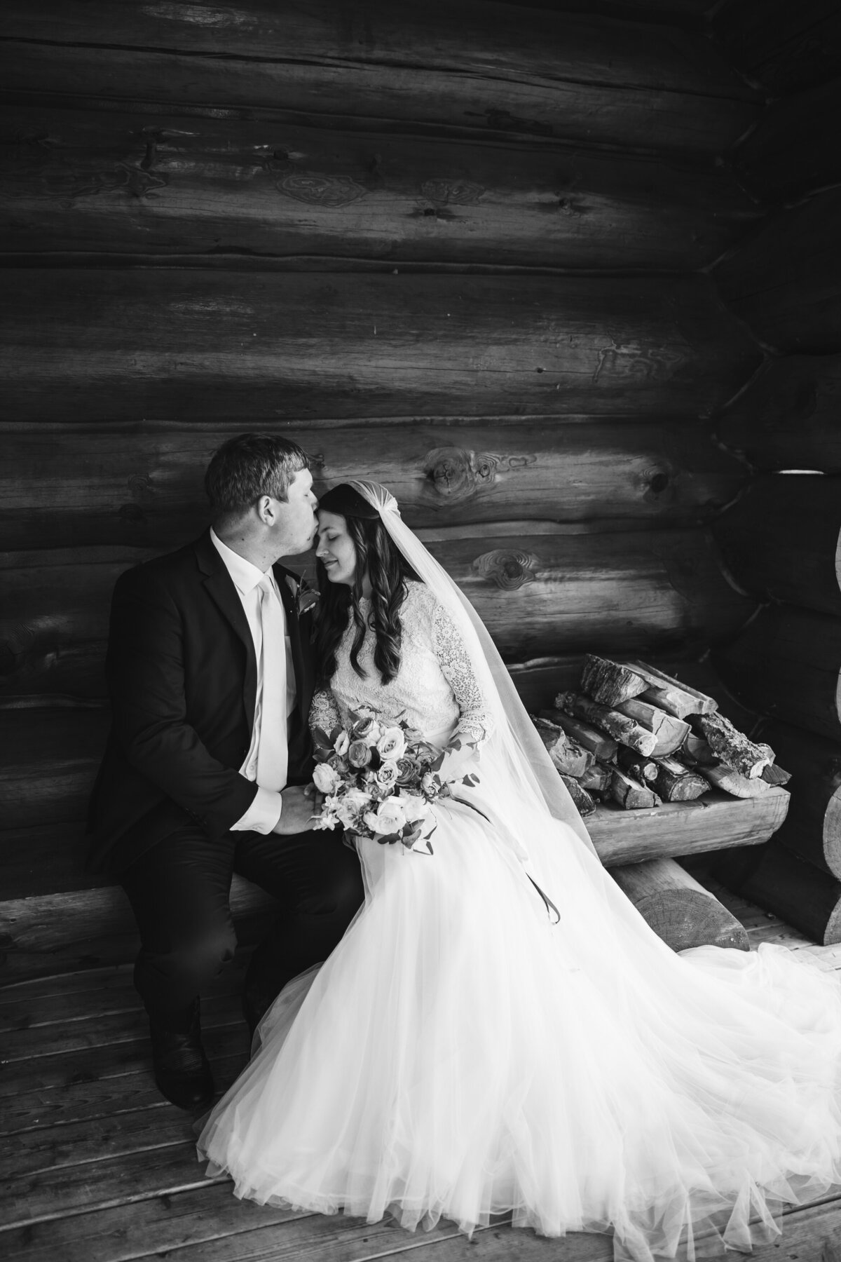 Minnesota-Alyssa Ashley Photography-Adriel + Brandon wedding-5