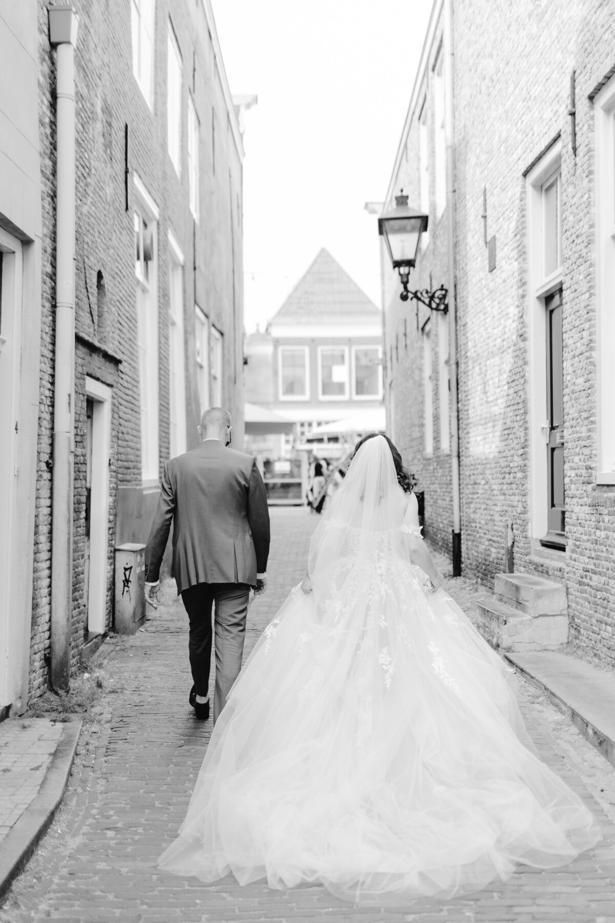 Nathalie & Steven - Laura de Roeck Photography-456-zw Hotel Mondragon