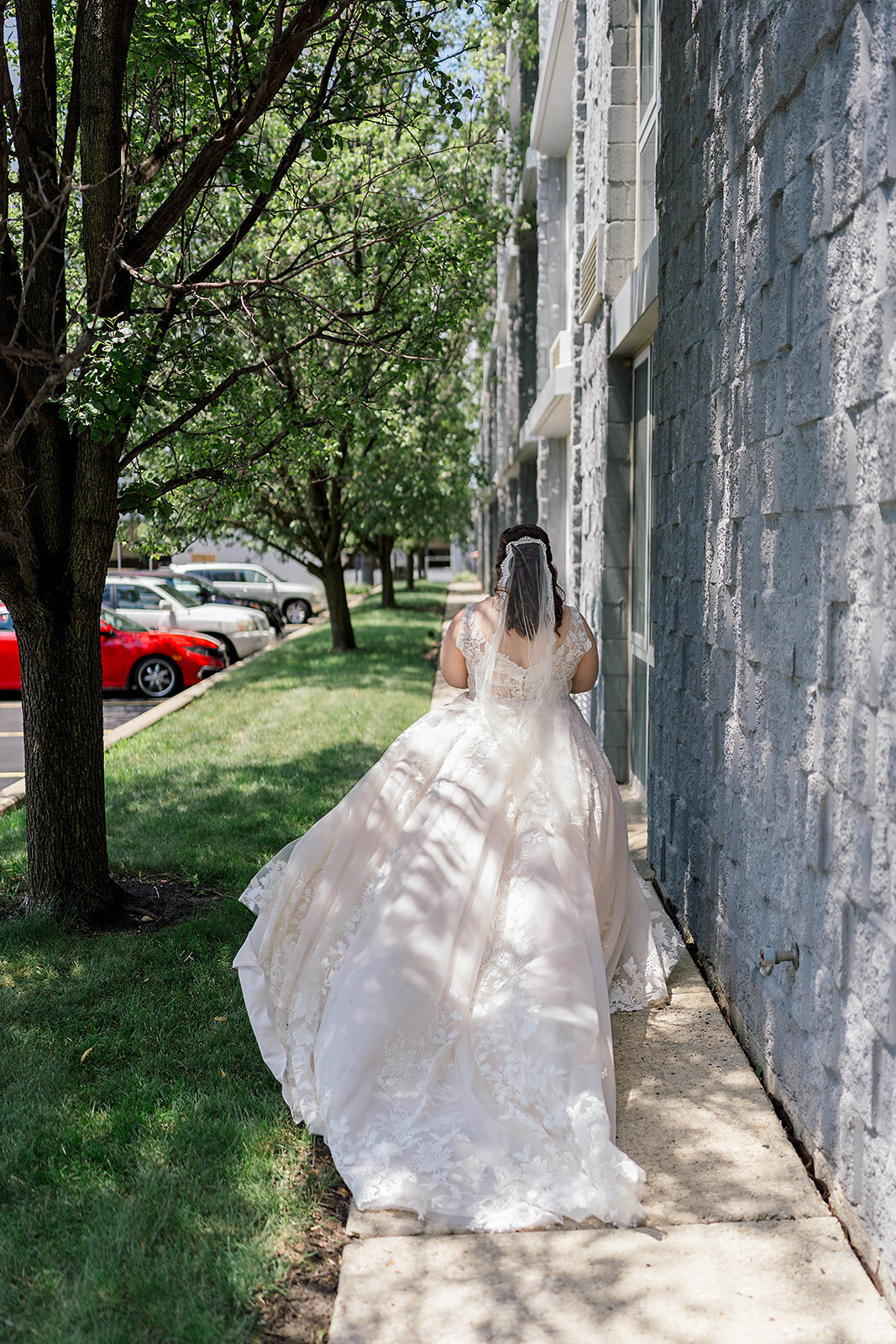 Eliana-Melmed-Photography-Chicago-LosAngeles-Jewish-WeddingPhotography-ElianaSklar-FirstLook-00038