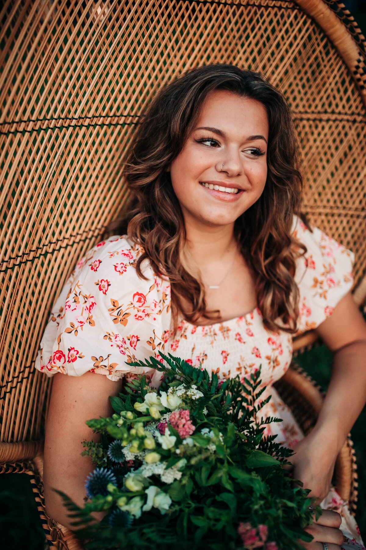 Flower-Senior-Portraits-Hartford-WI5