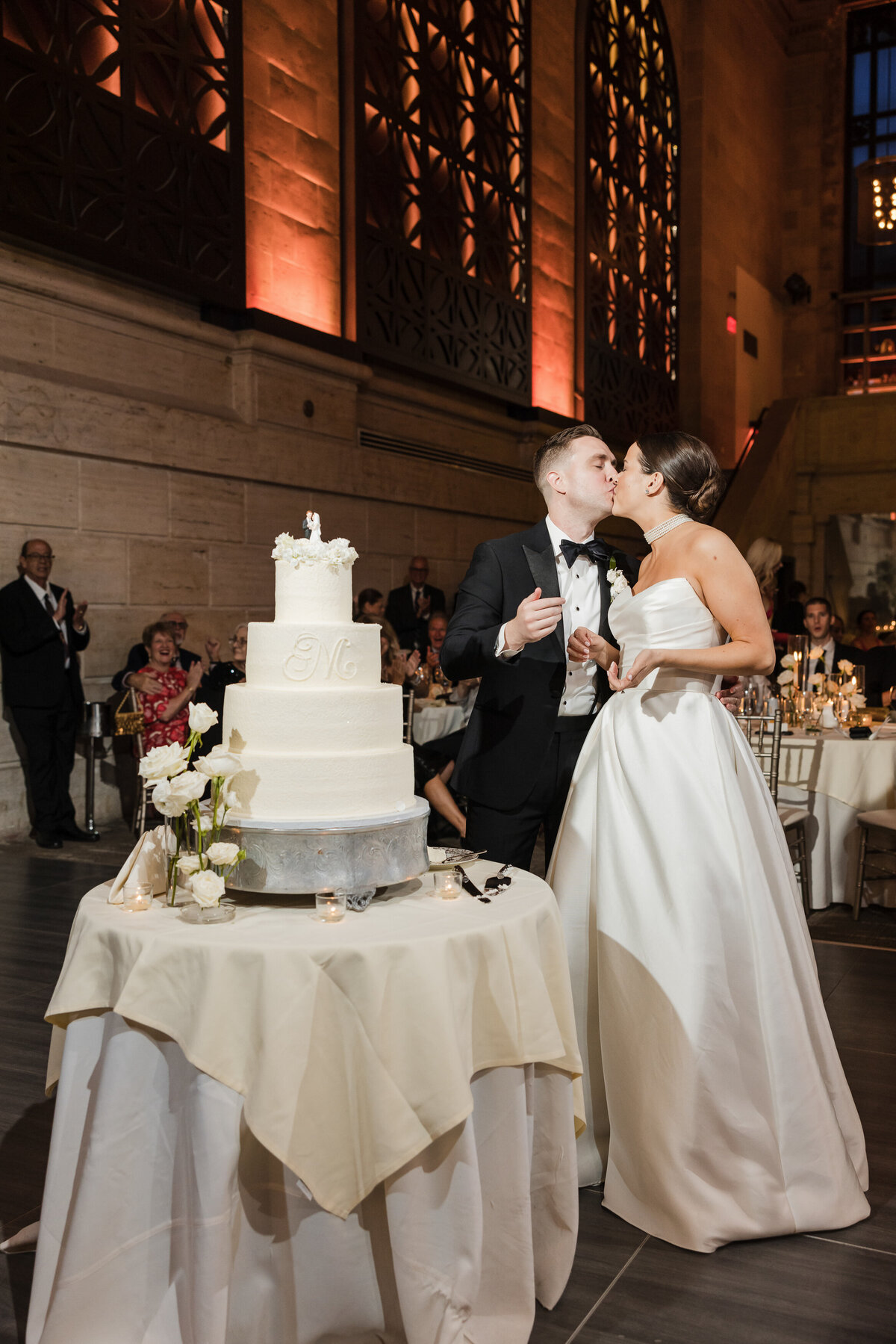 union-trust-wedding-philadelphia-photos-171