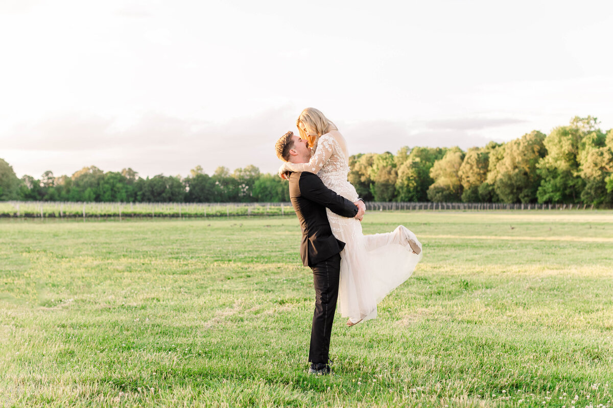 Nicolette & Curtis_Wedding_Bride & Groom Sunset-1038