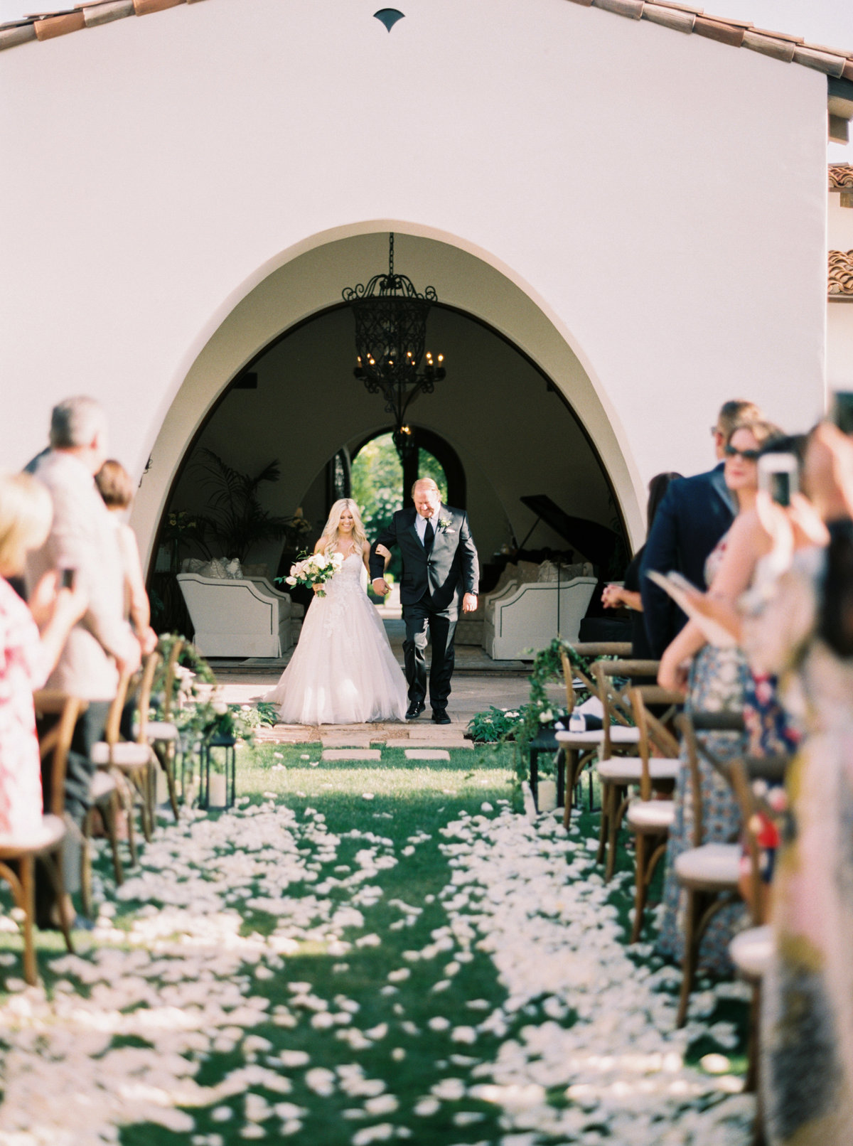 Kendall & Joe | Paradise Valley, Arizona | Mary Claire Photography | Arizona & Destination Fine Art Wedding Photographer