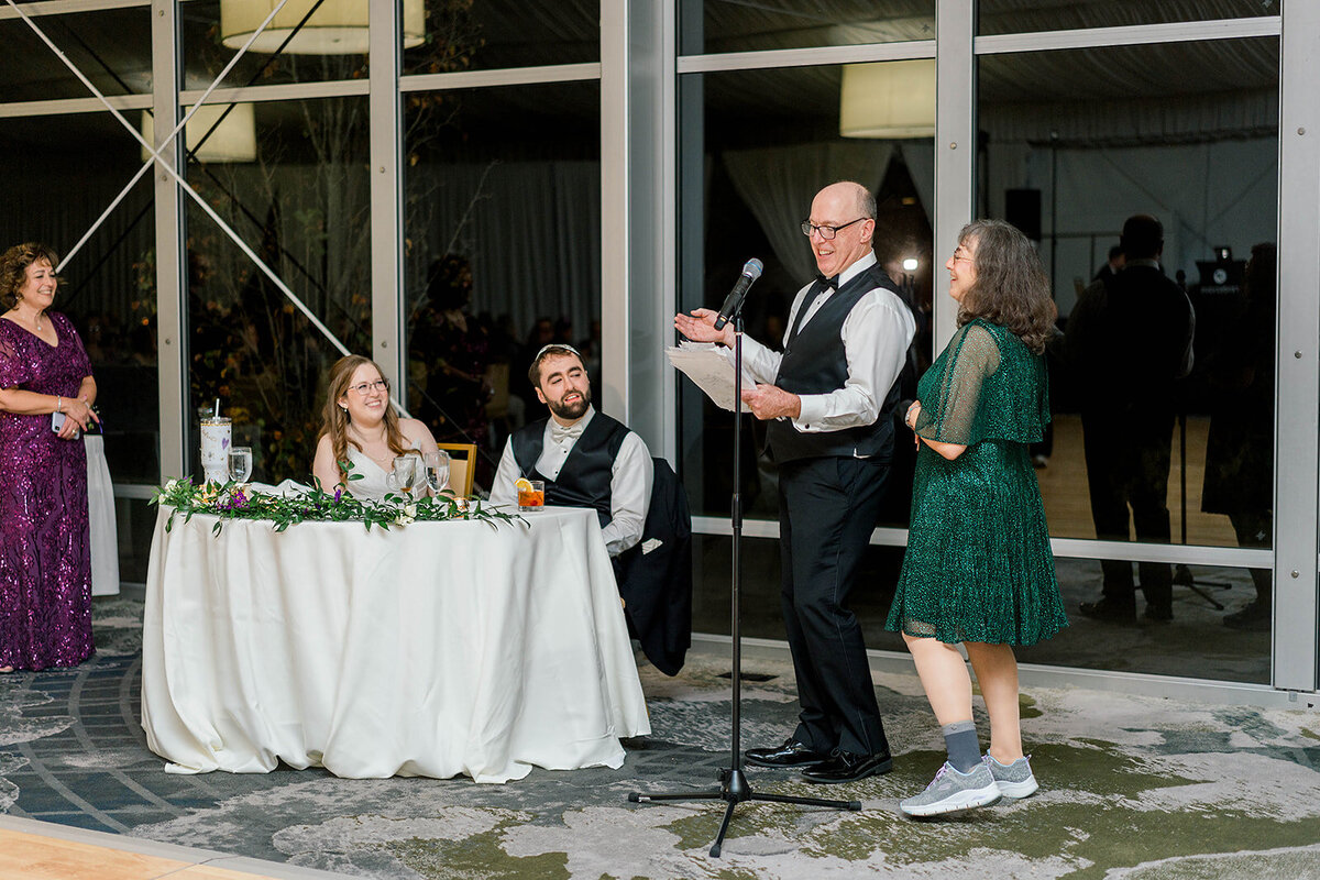 Eliana-Melmed-Photography-Chicago-LosAngeles-Jewish-WeddingPhotography-DInnerSpeeches-00064
