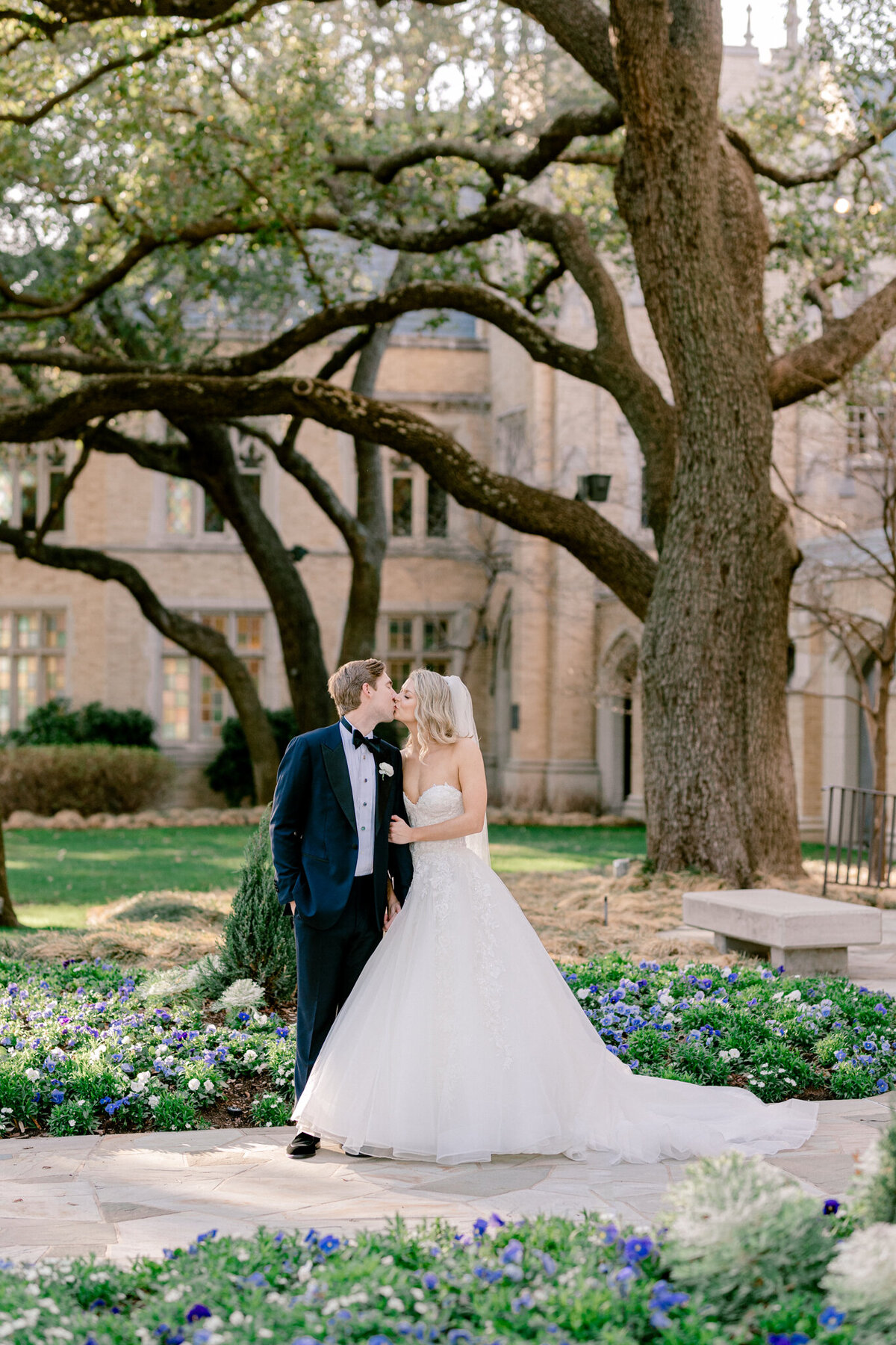 Shelby & Thomas's Wedding at HPUMC The Room on Main | Dallas Wedding Photographer | Sami Kathryn Photography-163