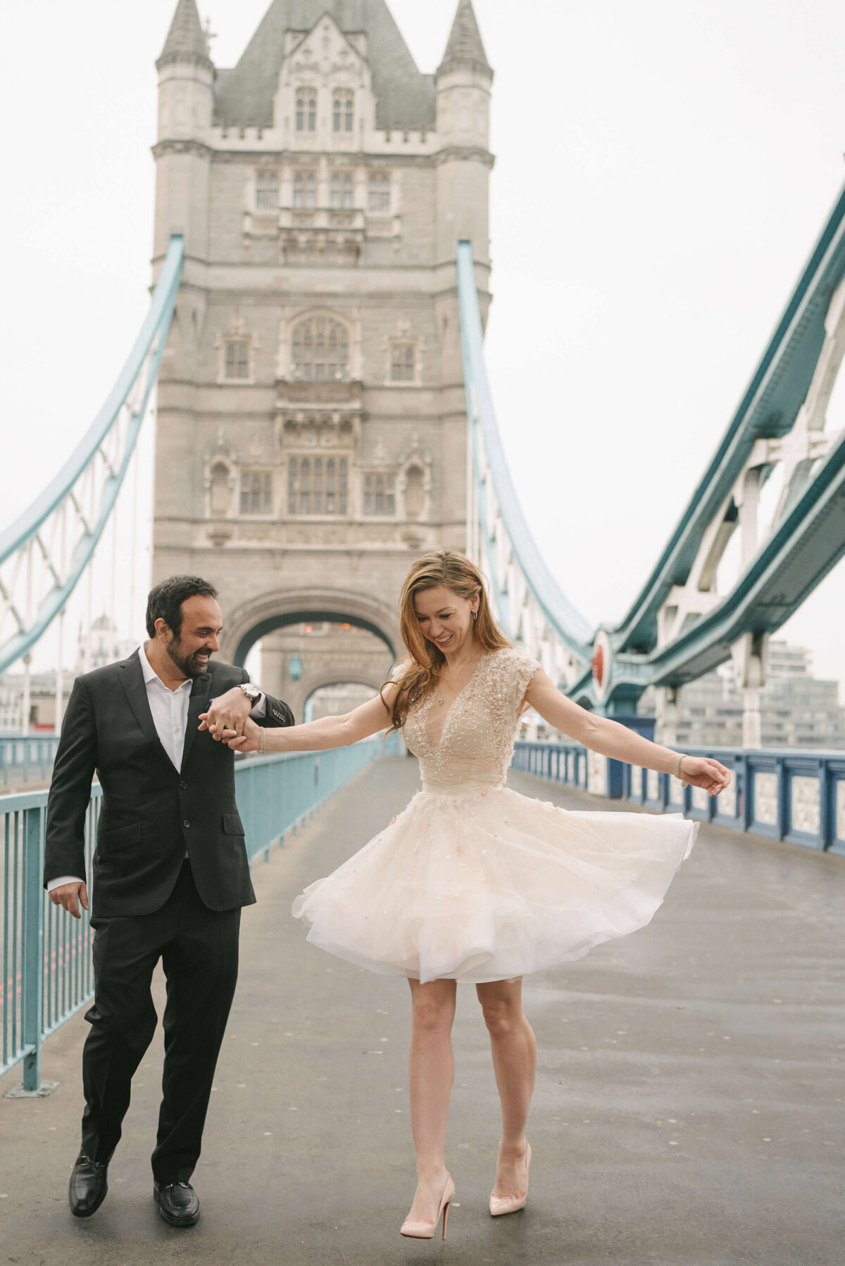 relaxed and natural london wedding photographer-58
