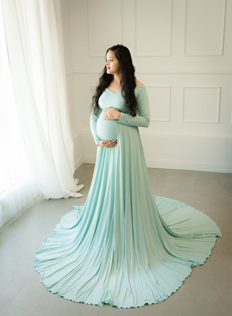 Mint green gown, studio maternity session by Diane Owen