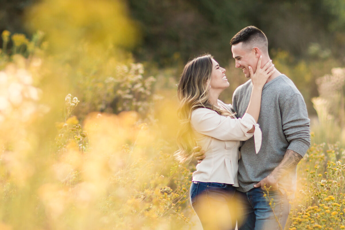 grassy-field-engagement-session-san-diego-11