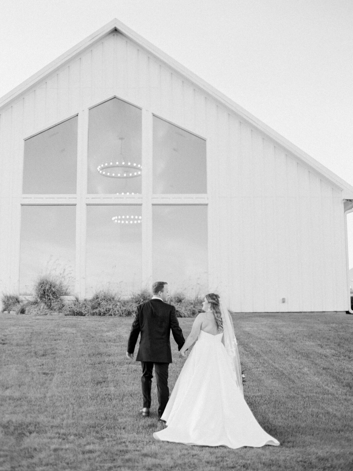 the-farmhouse-wedding-houston-texas-wedding-photographer-mackenzie-reiter-photography-88