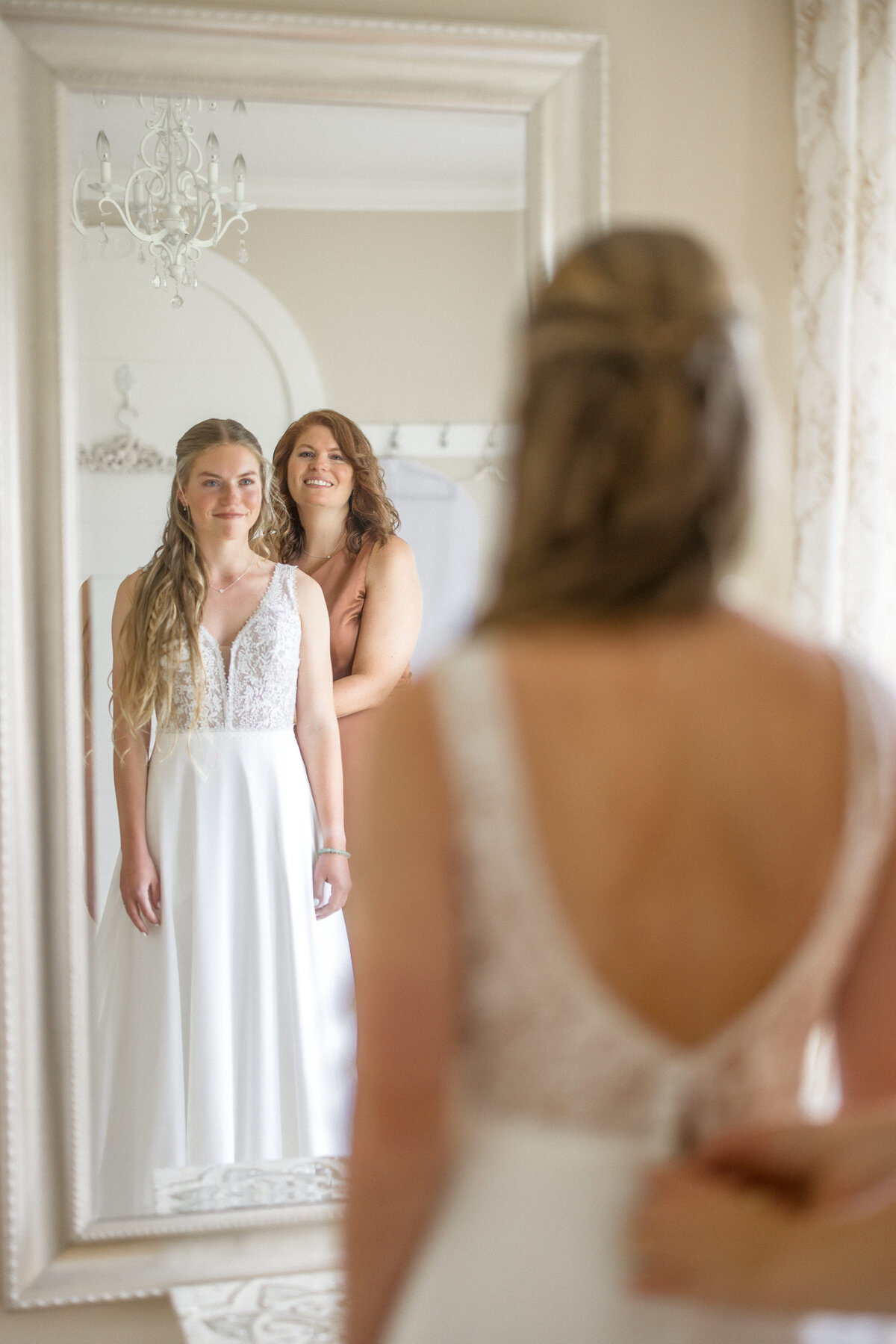 Julia & Logan - Wedding Previews 3 - Amative Creative-19