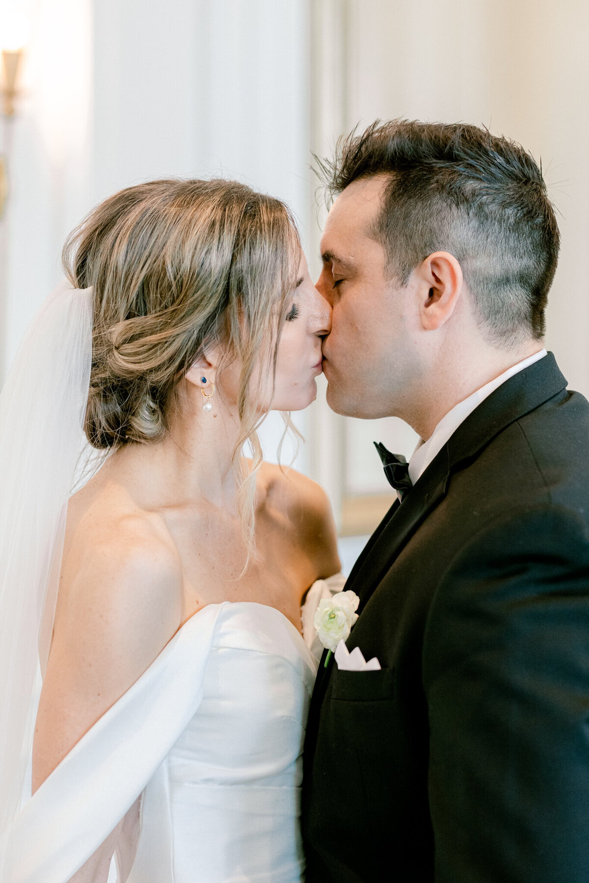 Virginia & Michael's Wedding at the Adolphus Hotel | Dallas Wedding Photographer | Sami Kathryn Photography-170