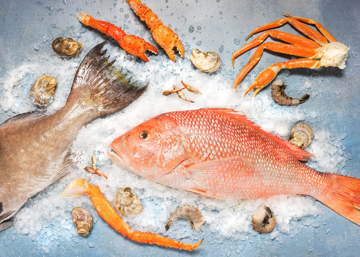 Fish laid out on a salt bed