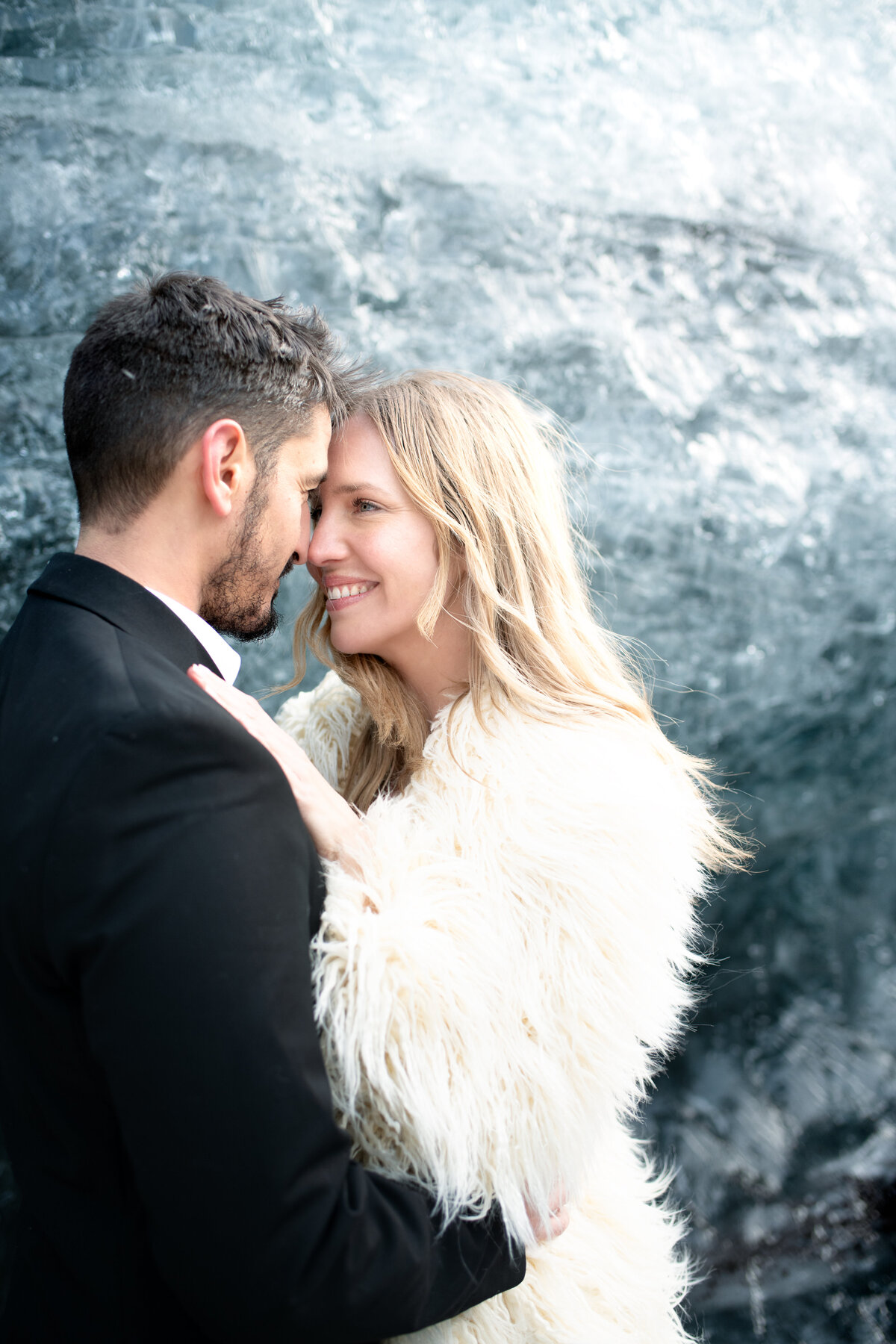 Elopement-Iceland-Icecave-2