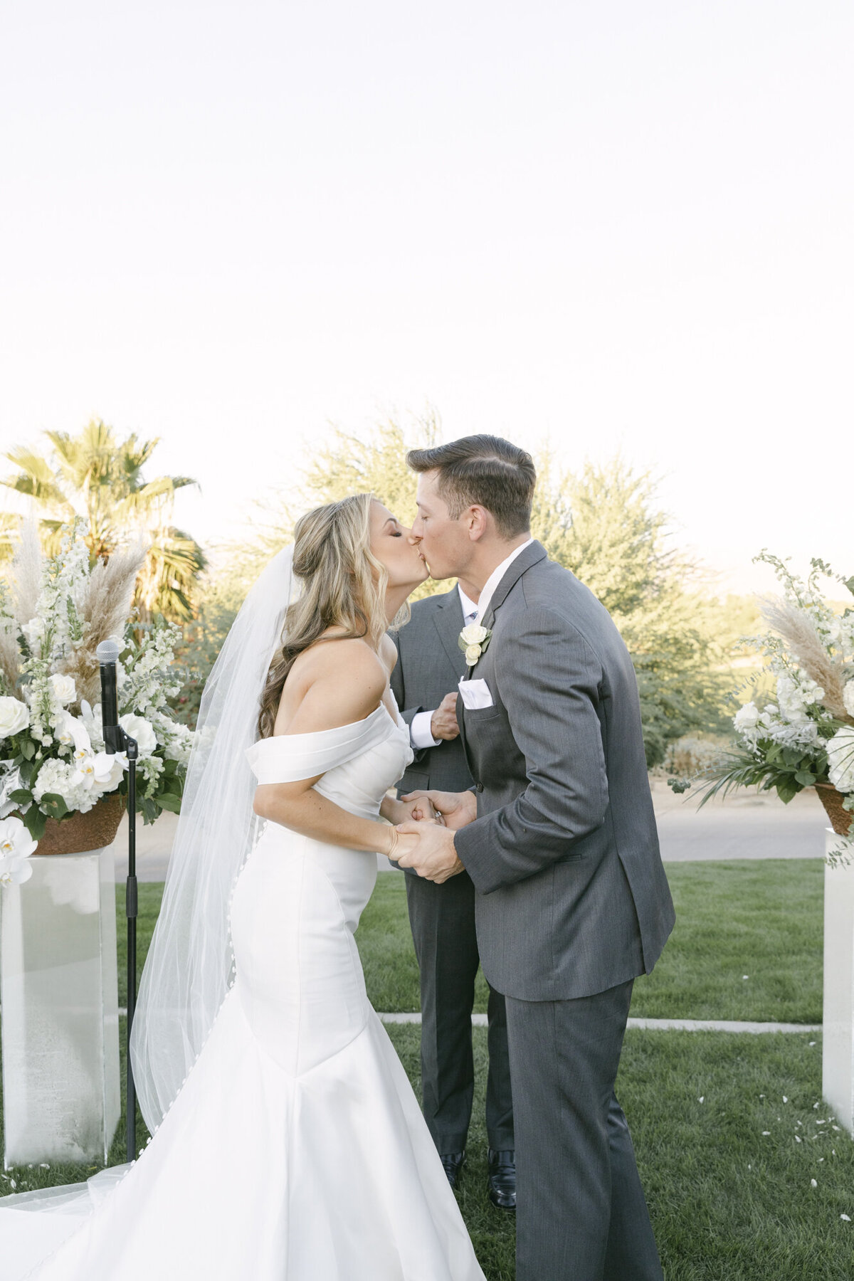 PERRUCCIPHOTO_DESERT_WILLOW_PALM_SPRINGS_WEDDING70