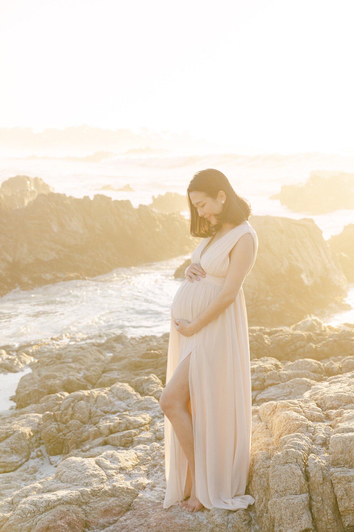 PERRUCCIPHOTO_PEBBLE_BEACH_FAMILY_MATERNITY_SESSION_35