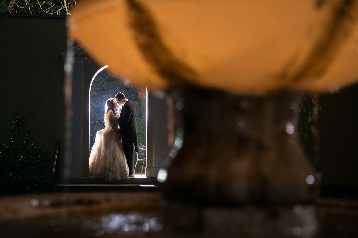 Creative night wedding photo form The Mansion at Oyster Bay
