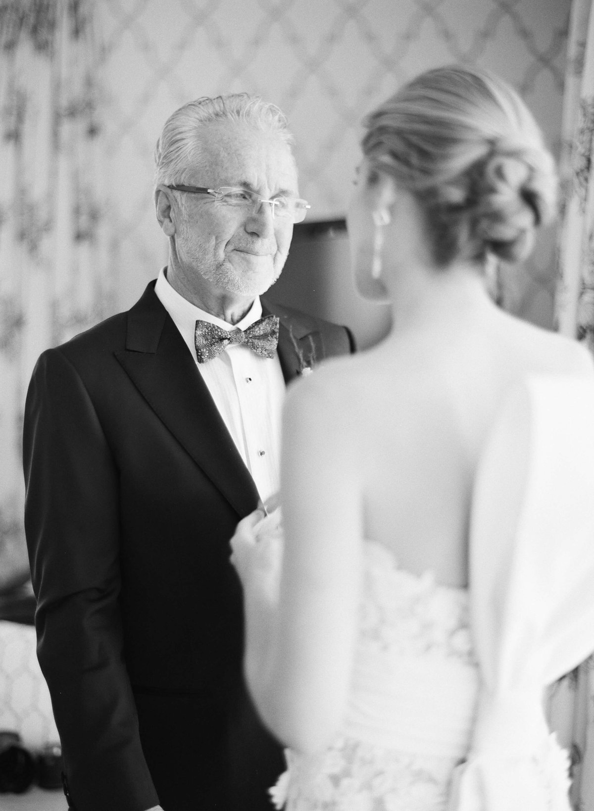 11-KTMerry-weddings-father-bride-black-white