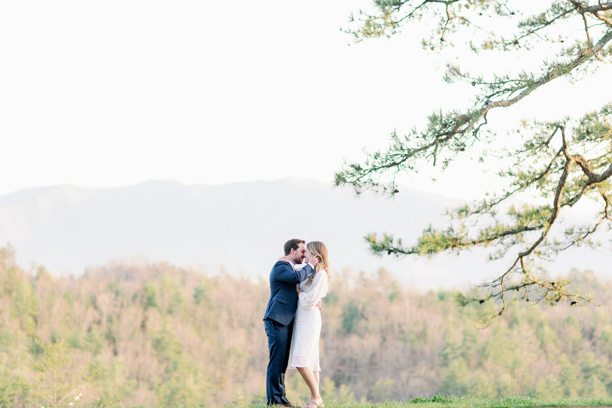 Alyssa and Craig Moutain Engagement - FootHills Parkway - East Tennessee Wedding Photographer - Alaina René Photogrphy-120