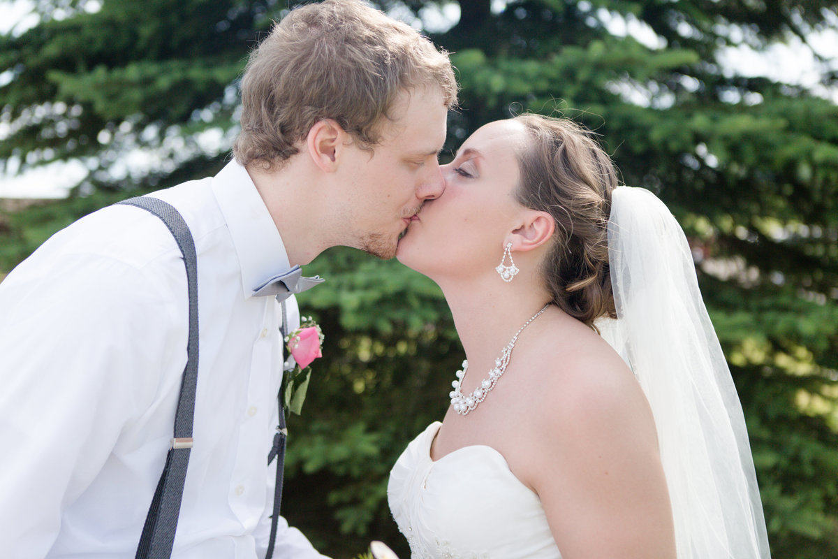 Neil and Jenna have a wedding in Knox Pa outdoors by a beautiful lake.