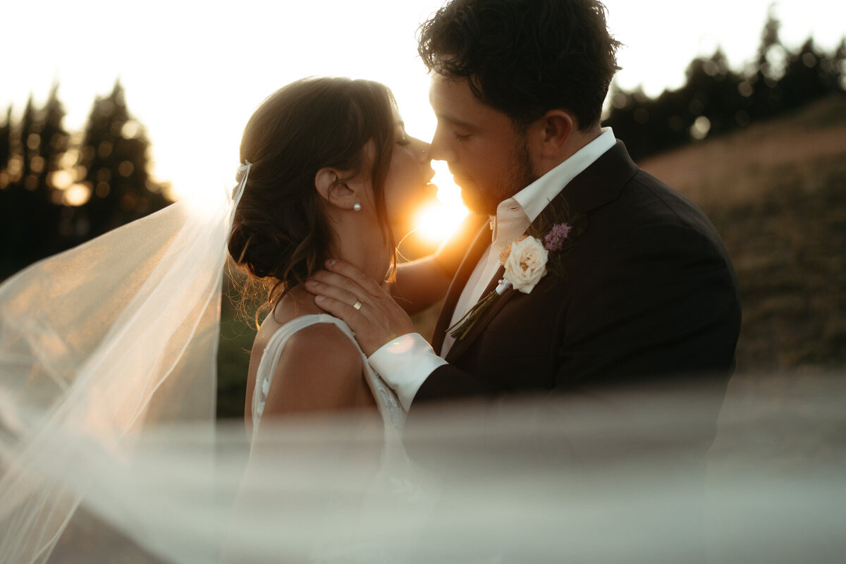 the_chaffins_international_destination_wedding_elopement_photographers_sammie_chaffin_micah_editorial_adventure_photos_travel_olympic_national_park_17