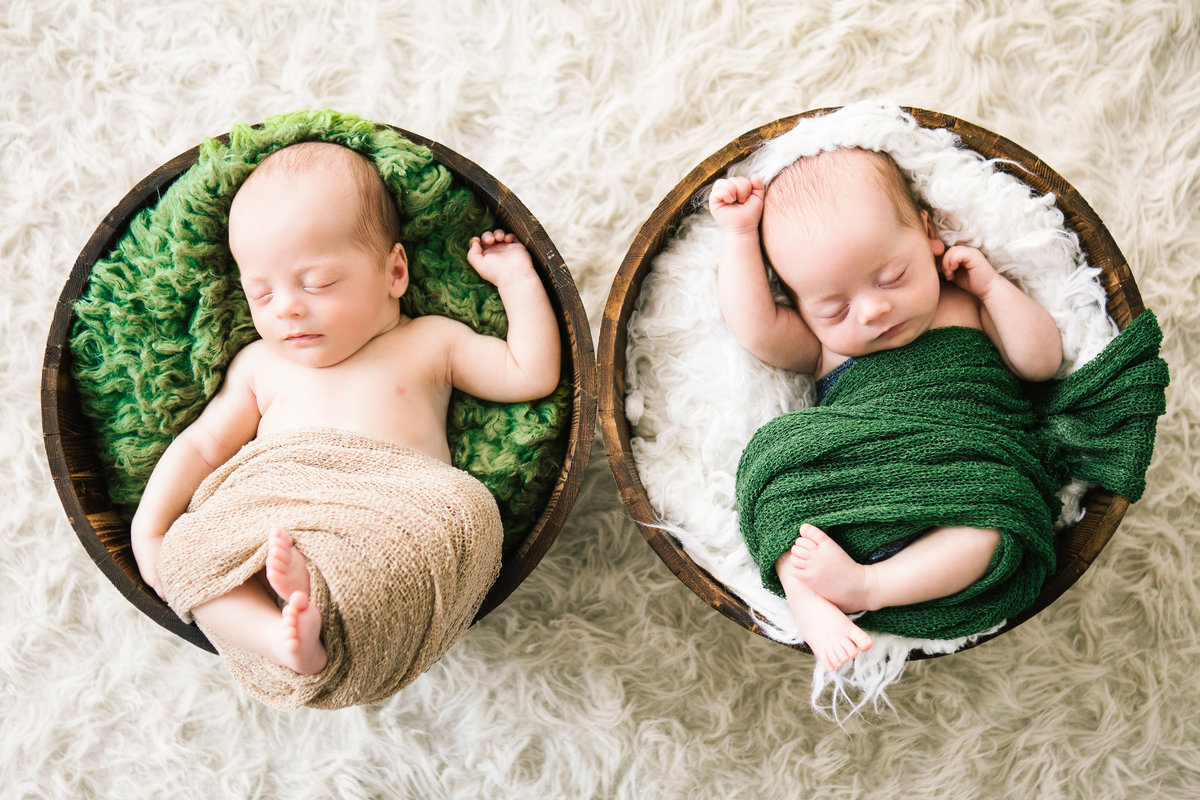 Pittsburgh Newborn Twin Photographer