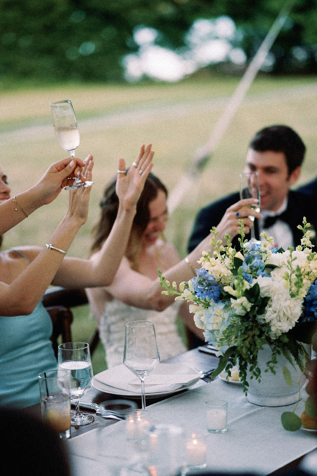 Oregon wedding photographer capturing refined, editorial imagery rooted in story and presence with timeless artistry.