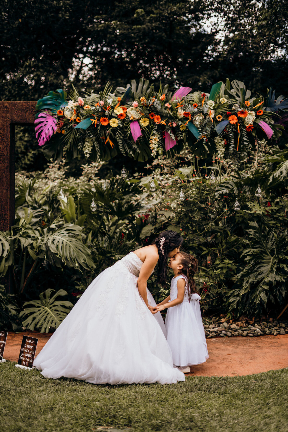 Vicky-y-Daniel-Costa-Rica-Destination-Wedding-01