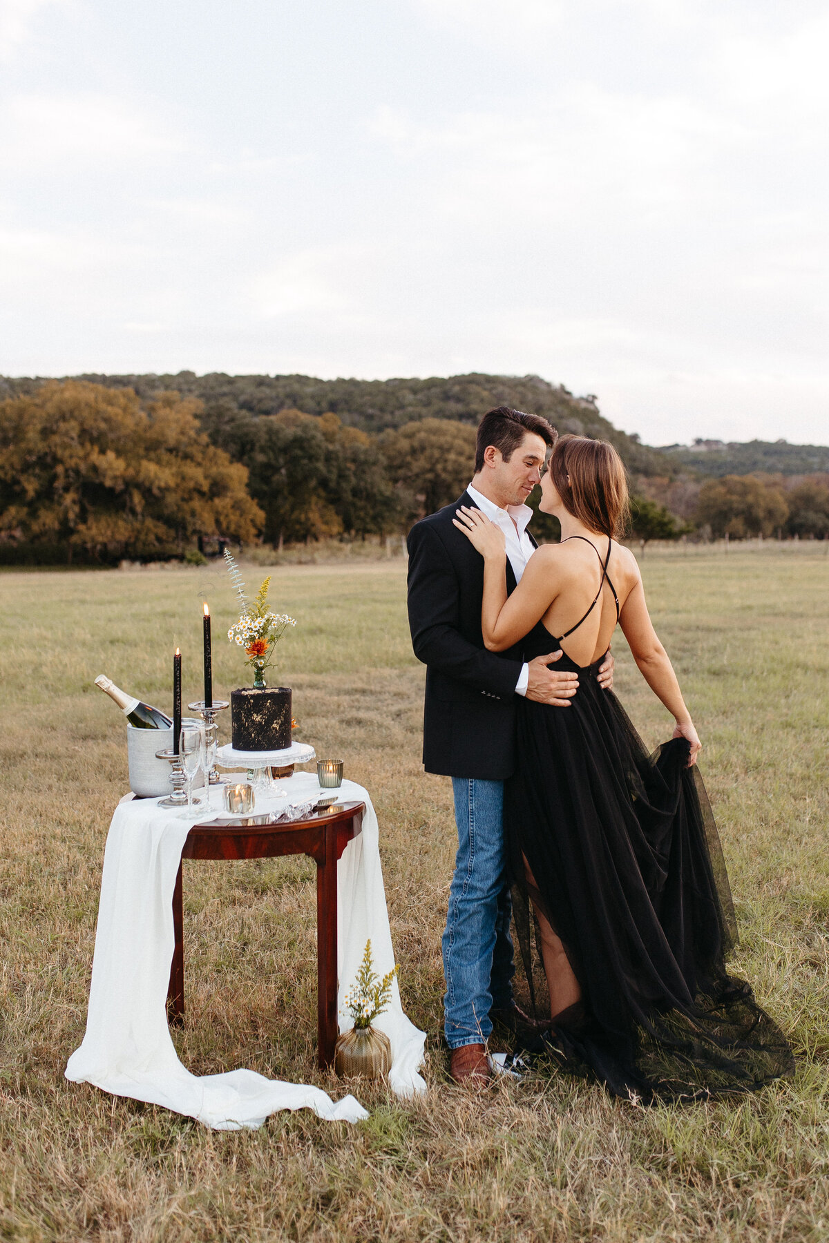 Hill-country-engagement-session-leah-thomason-7