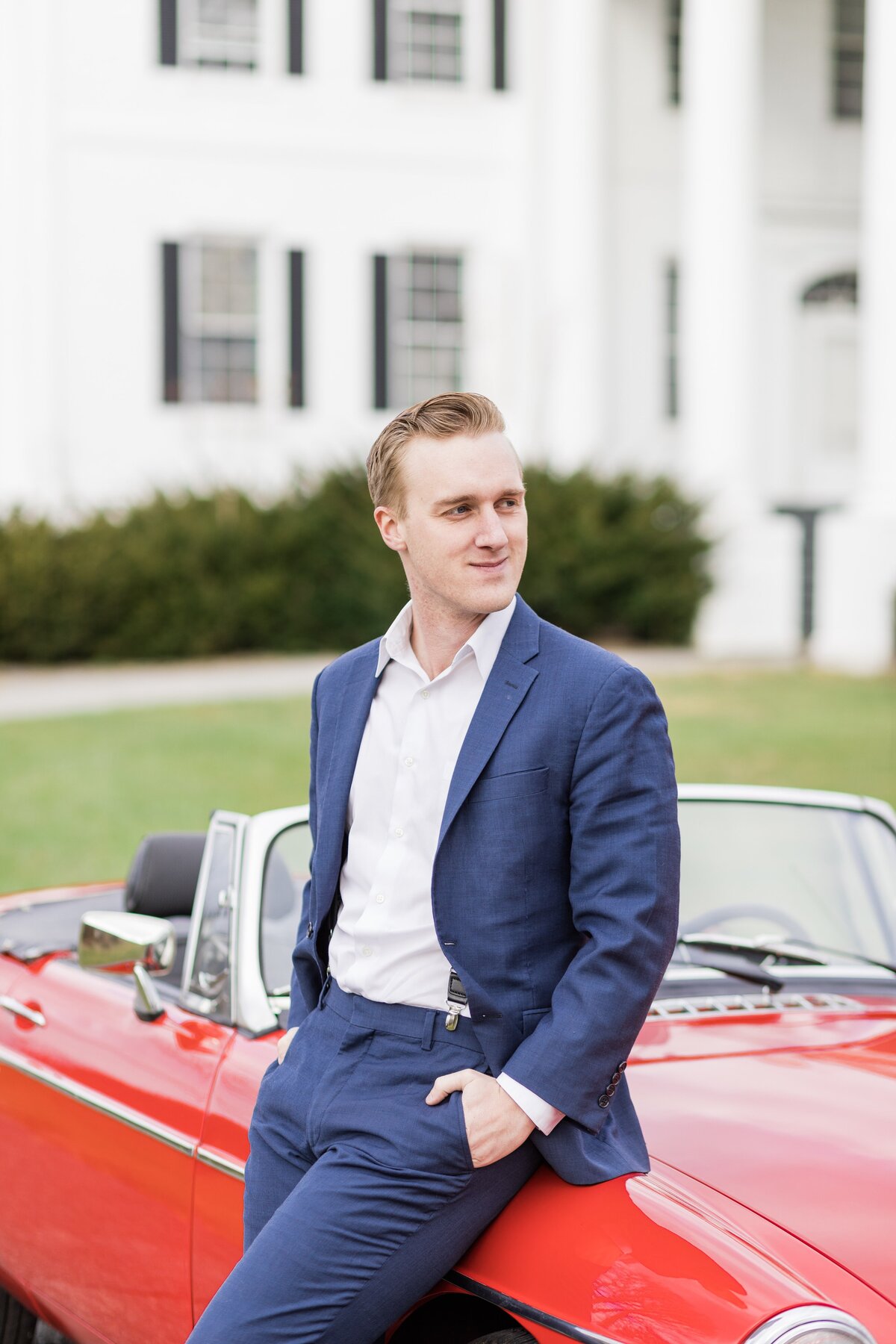Vintage-Car-Engagement-Photos-DC-Maryland-Silver-Orchard-Creative_0015