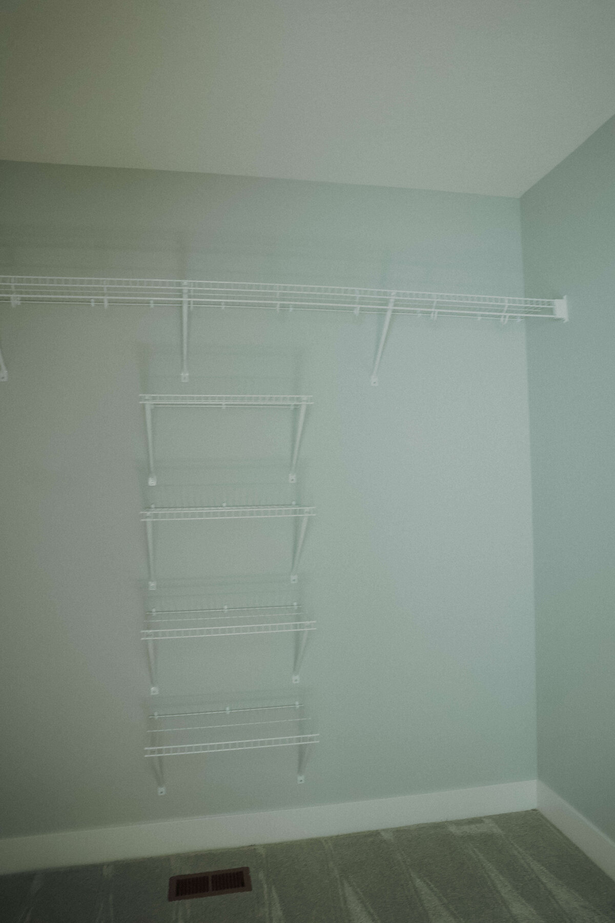 6907-Closet-Panora-Central-Iowa-Custom-Home-JRL-Builders-E23A9501