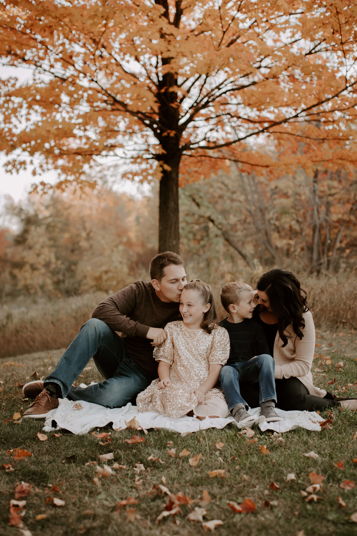 Fall-Mini-Session-Family-Photography-Woodbury-Minnesota-Sigrid-Dabelstein-Photography-Johnson-13