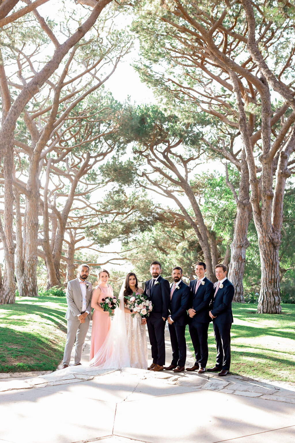 bridal-party-wayfarer-chapel-wedding-california-sarah-block-photography