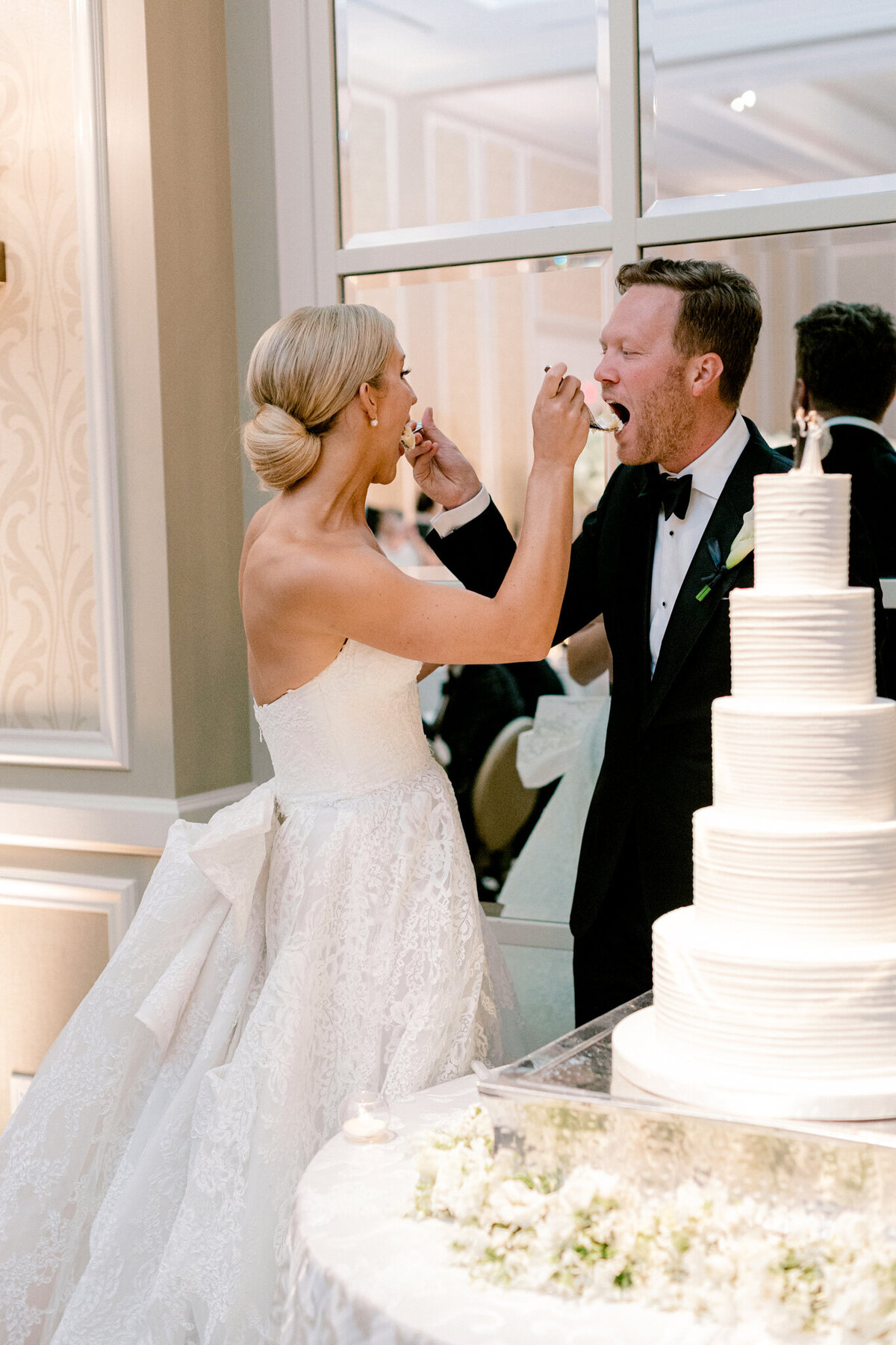 Katelyn & Kyle's Wedding at the Adolphus Hotel | Dallas Wedding Photographer | Sami Kathryn Photography-295