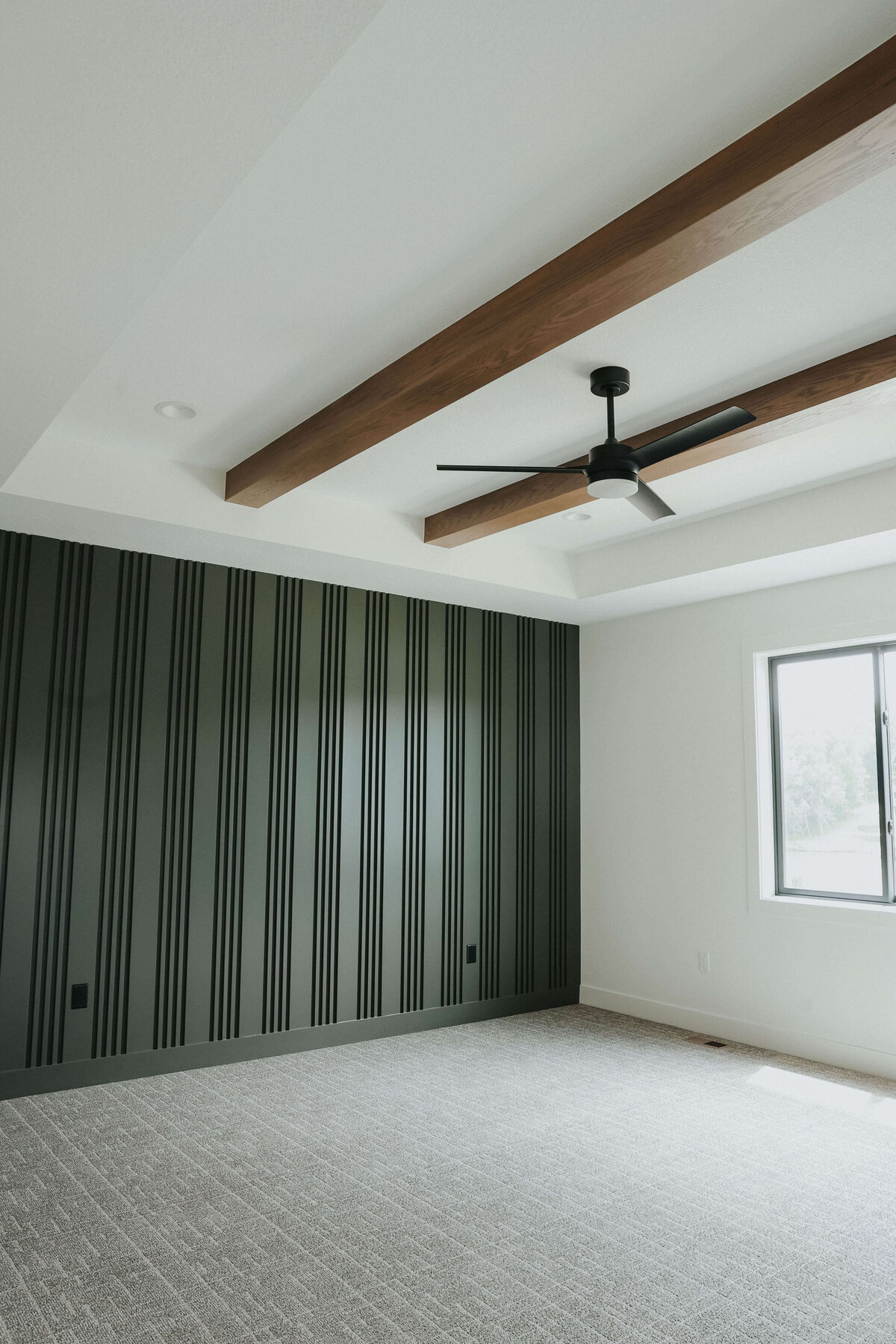 4171-Bedroom-Panora-Central-Iowa-Custom-Home-JRL-Builders-E23A3686