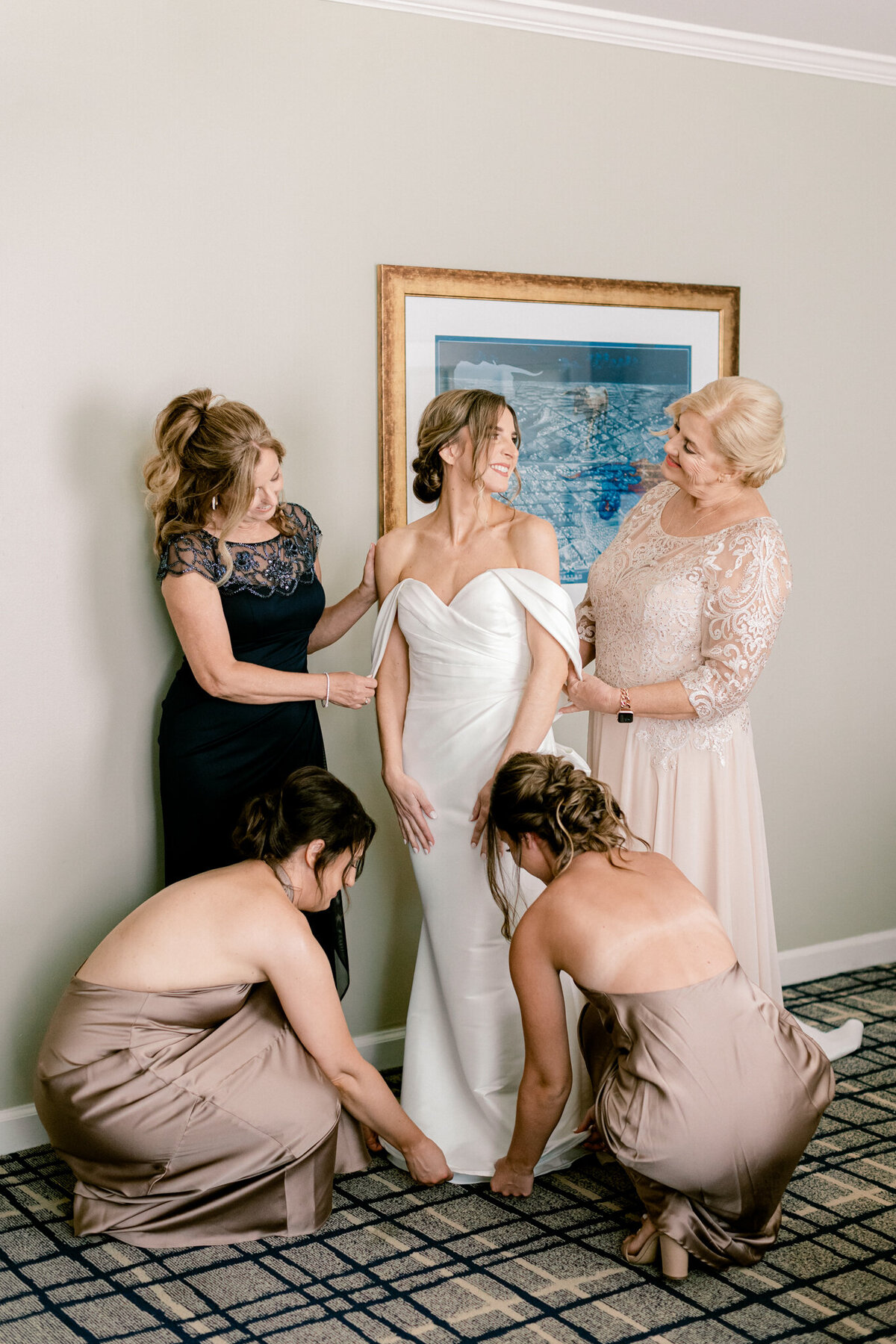 Virginia & Michael's Wedding at the Adolphus Hotel | Dallas Wedding Photographer | Sami Kathryn Photography-29