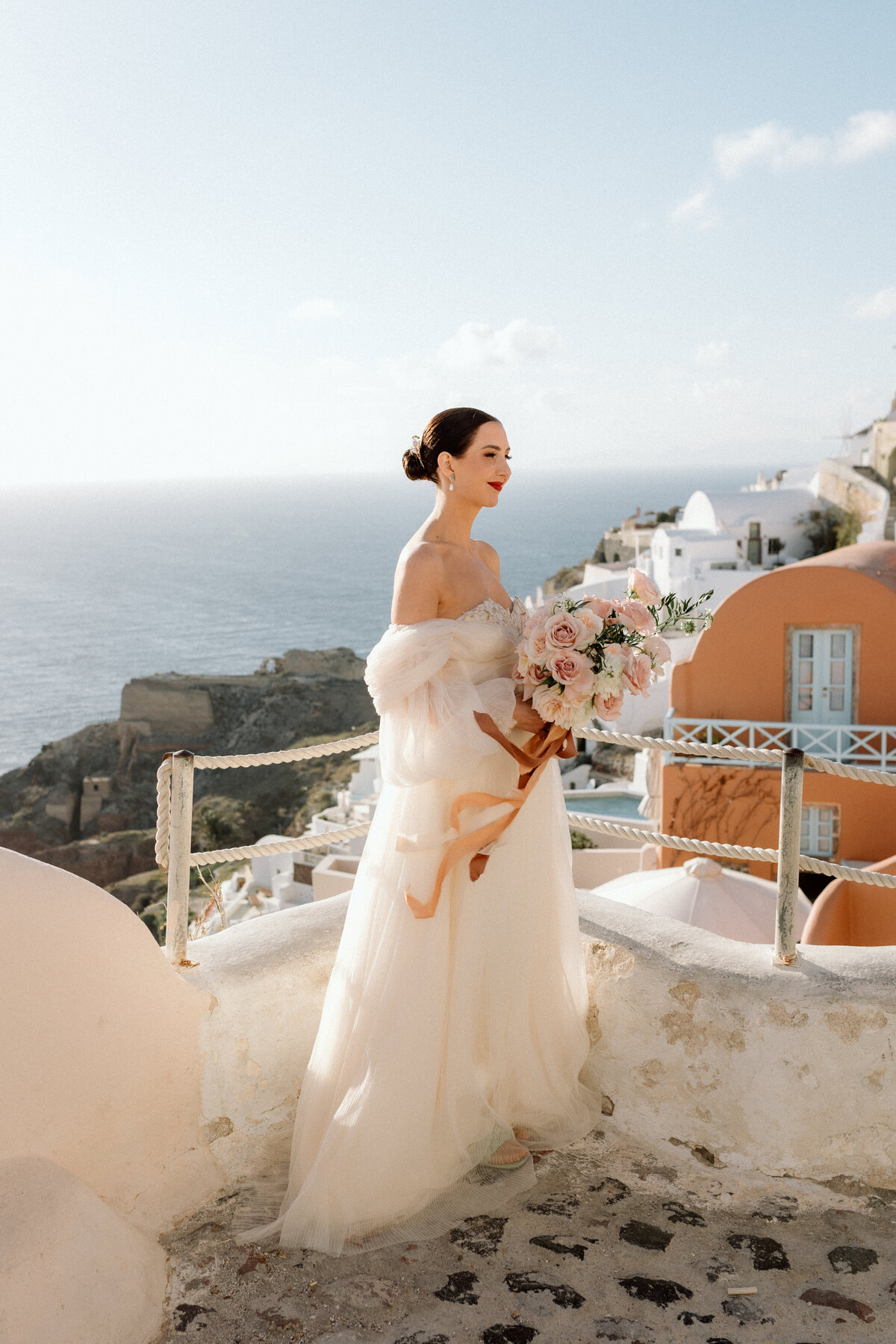 santorini-wedding-photographer-greece-destinationwedding-ouielopement-brittanybradleystudio-10