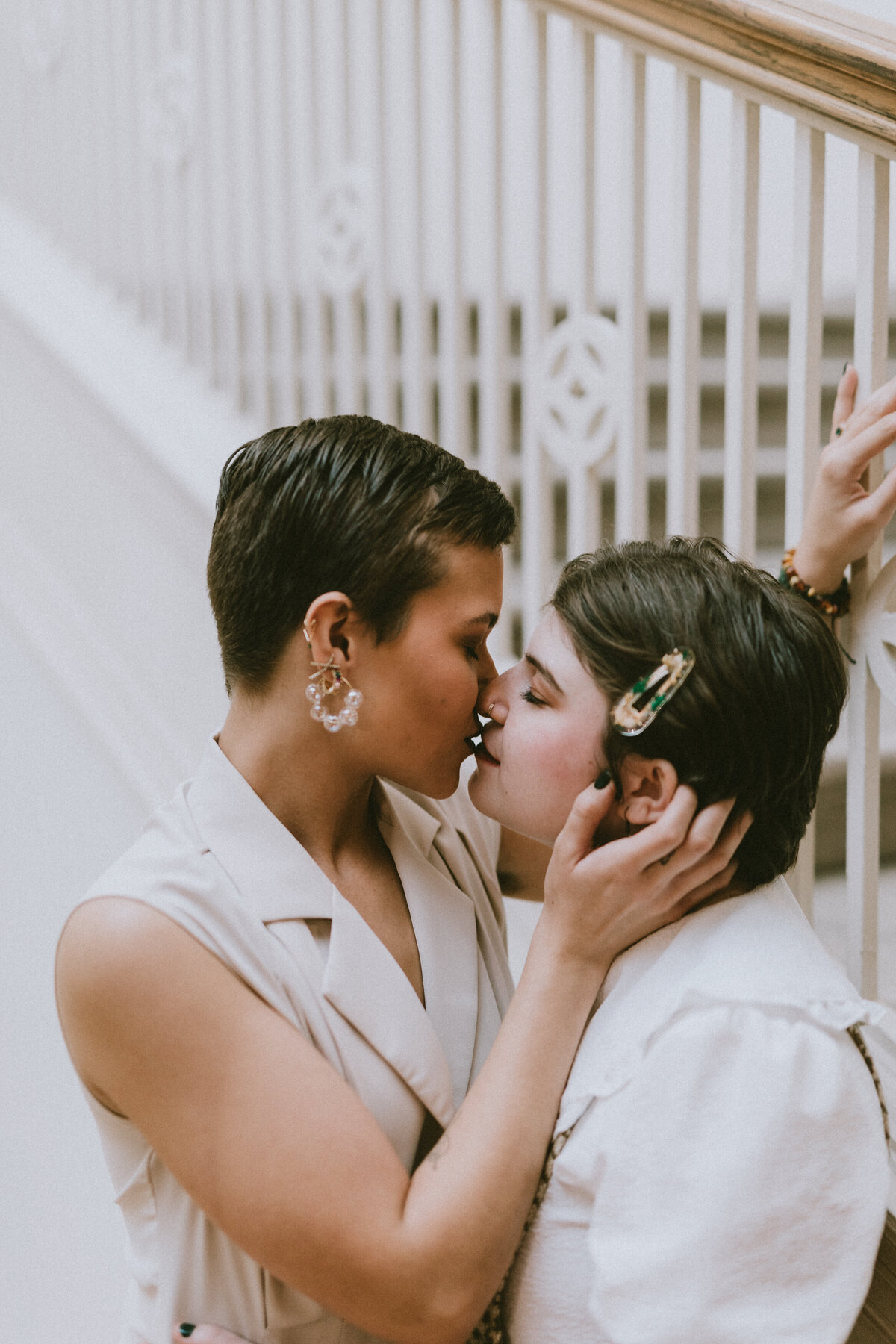 Chicago-Art-Institute-Engagement-Photographs-Queer-Ezlan-Powers-Studios-21