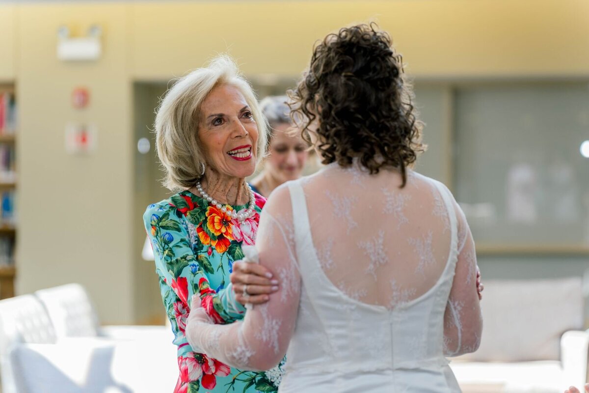 Eliana-Melmed-Photography-Chicago-LosAngeles-Jewish-WeddingPhotography-ShulaNoah-FamilyFormals-00073