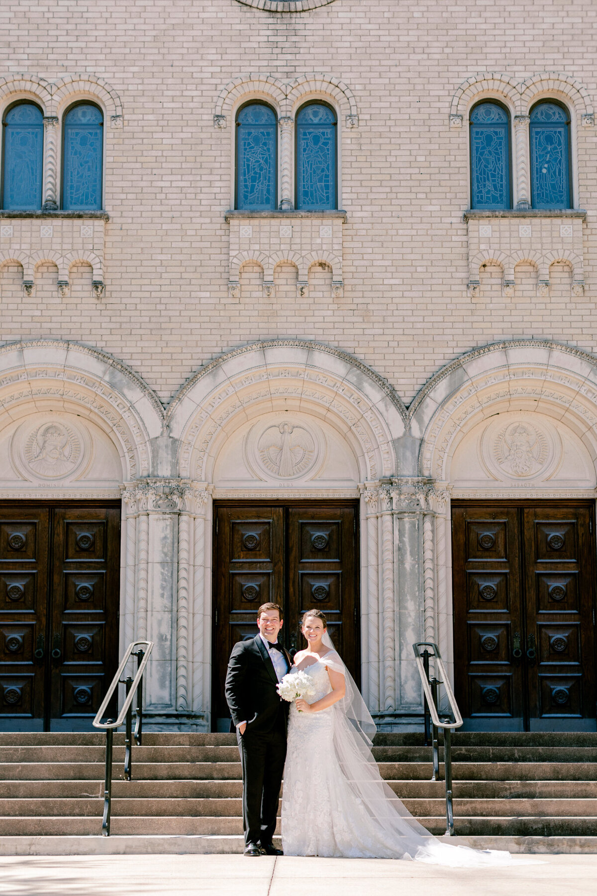 Allie & John Wedding at Royal Oaks Country Club Christ the King Church | Dallas Wedding Photographer | Sami Kathryn Photography-81