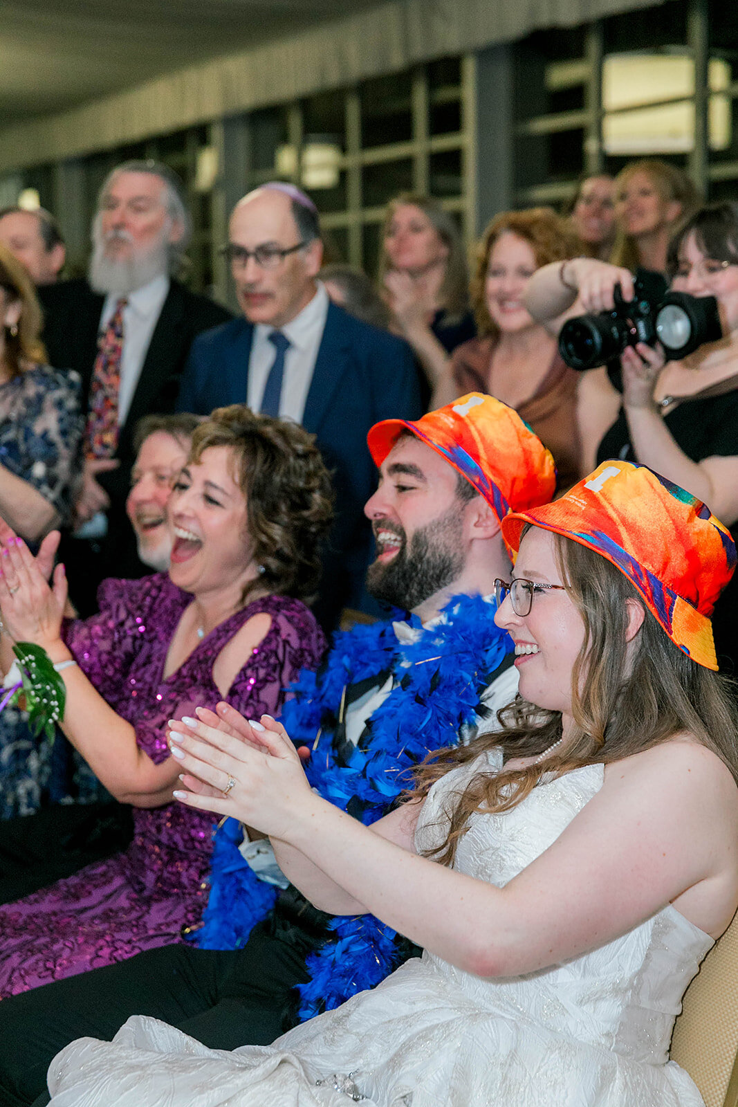 Eliana-Melmed-Photography-Chicago-LosAngeles-Jewish-WeddingPhotography-SimchaDancing-00066