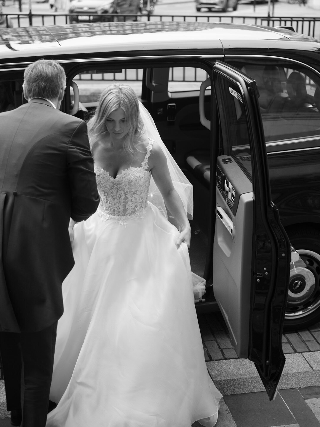 EmmaPilkington_Holly&Antoine-13