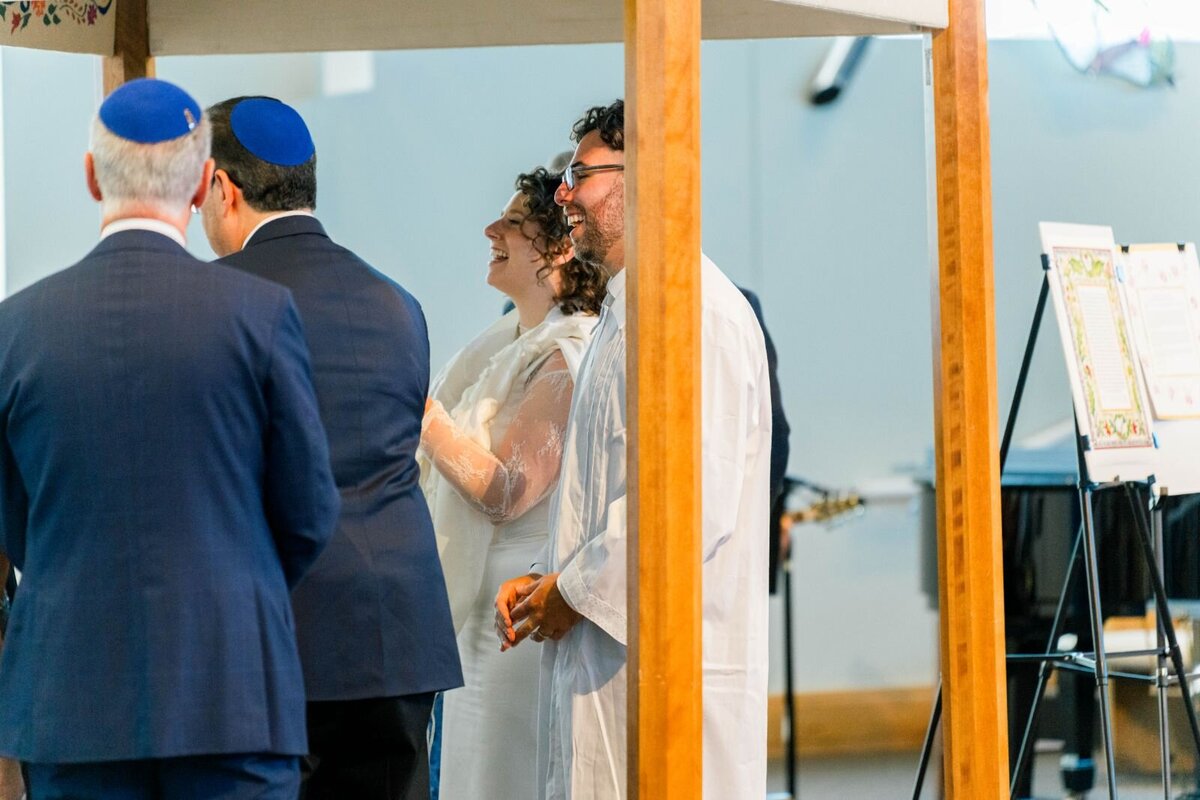 Eliana-Melmed-Photography-Chicago-LosAngeles-Jewish-WeddingPhotography-ShulaNoah-Chuppah-00241