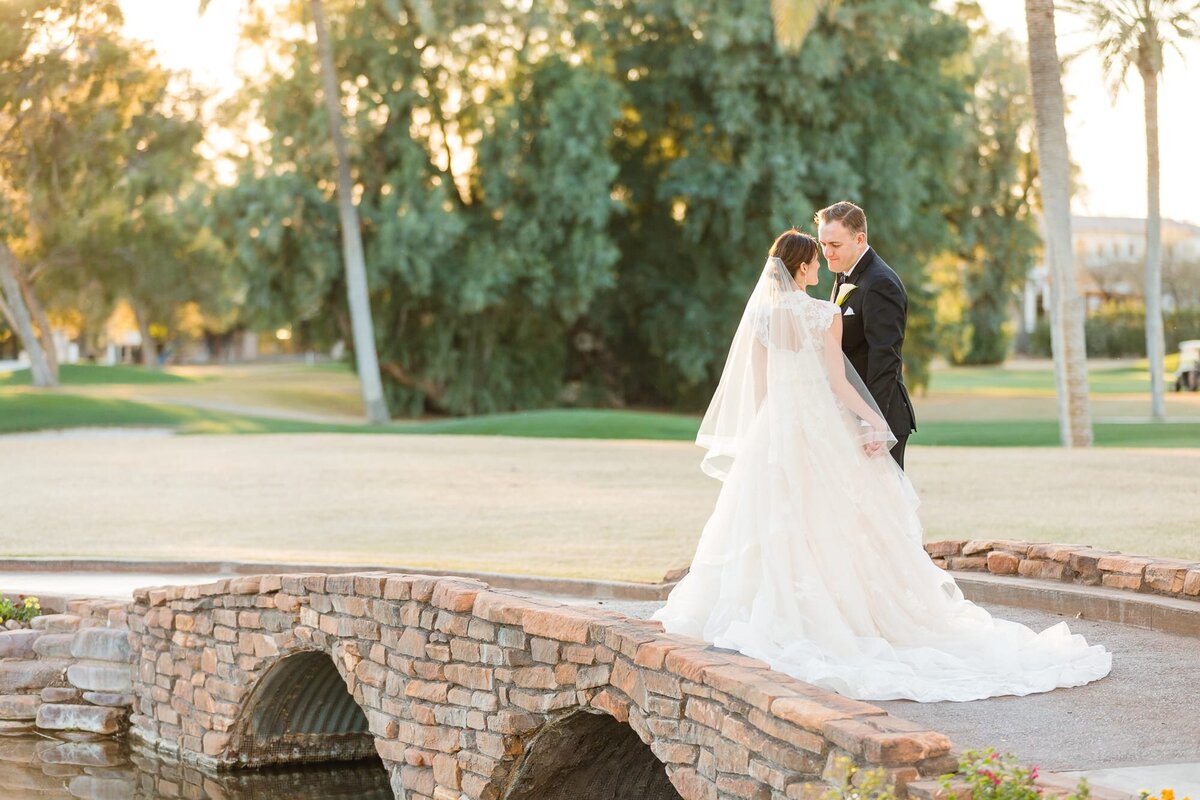 Arizona Country Club Wedding Photo by Leslie Ann Photography