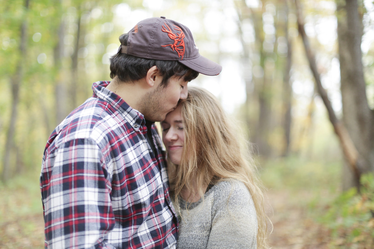 Reade and Rebacca have a fall engagement session in Greenville Pa.