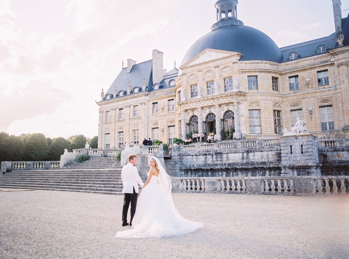 vaux-le-vicomte-luxury-wedding-phototographer-in-paris (45 of 56)
