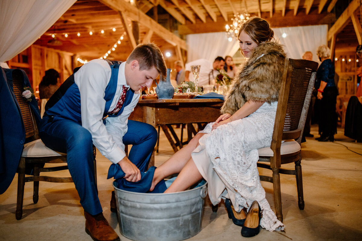 groom washed brides feet