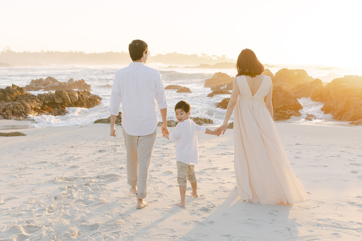 PERRUCCIPHOTO_PEBBLE_BEACH_FAMILY_MATERNITY_SESSION_75